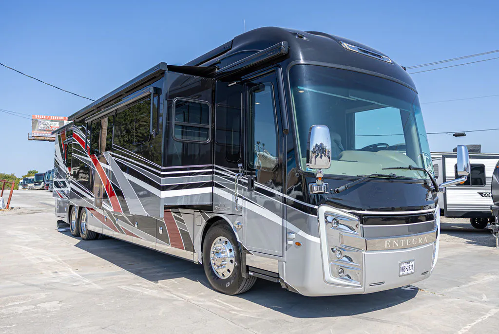 2019 Entegra Coach Anthem 44F - Photo 3