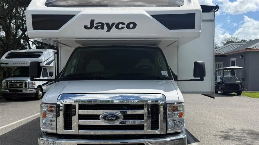 2024 Jayco Redhawk 24B - Photo 3