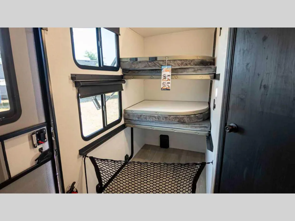 2026 Forest River Solaire 2430BHS, Photos photo 17