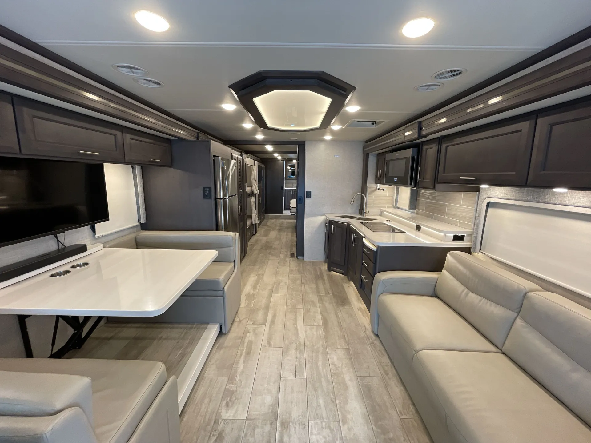 2022 Thor Motor Coach Aria 4000 — living area main