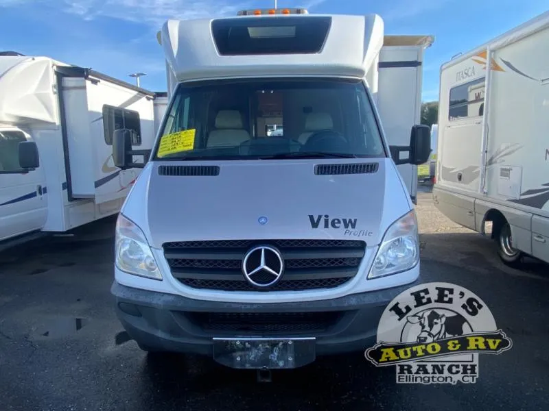 2013 Winnebago View Profile 24V - Photo 3