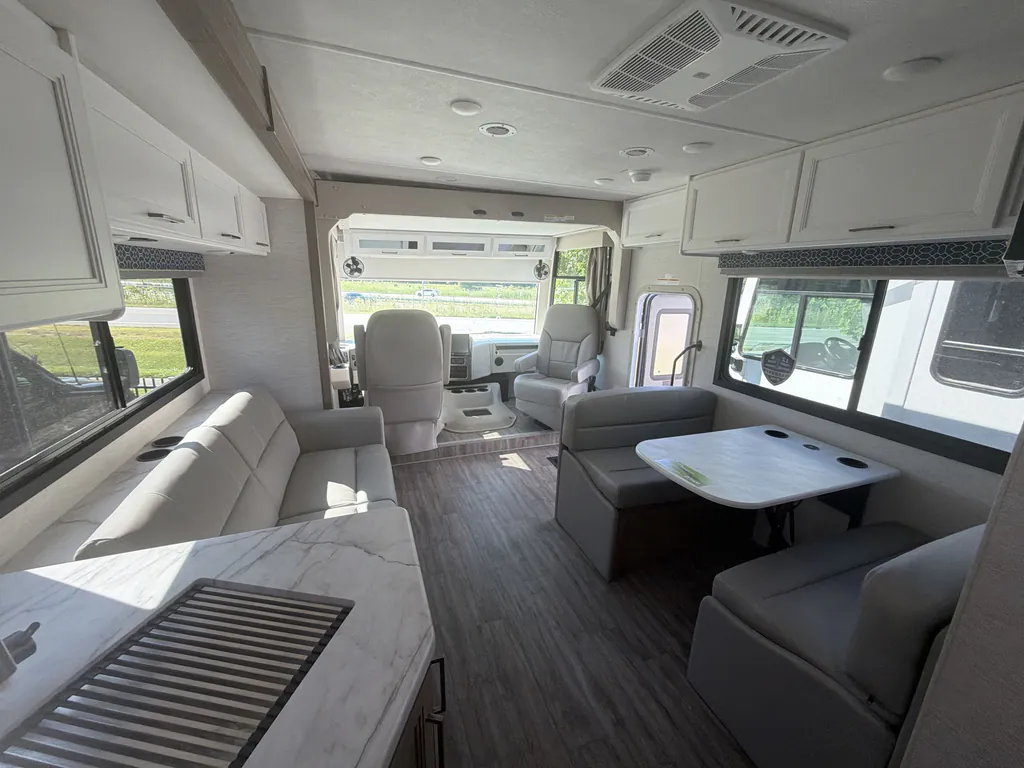 2026 Thor Motor Coach Freedom Traveler A29, Photos photo 8