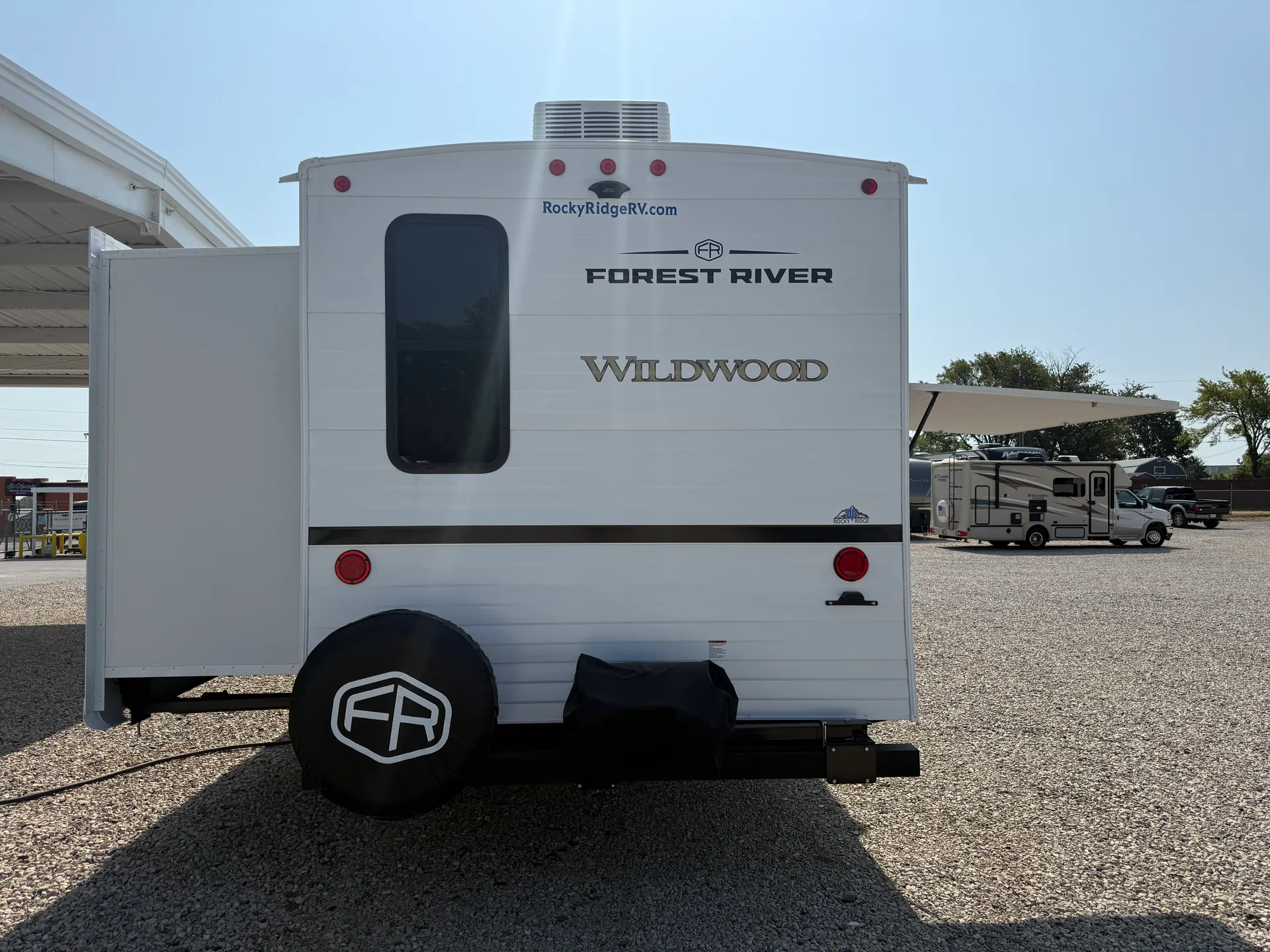 2027 Forest River Wildwood 33TS — Photo 7