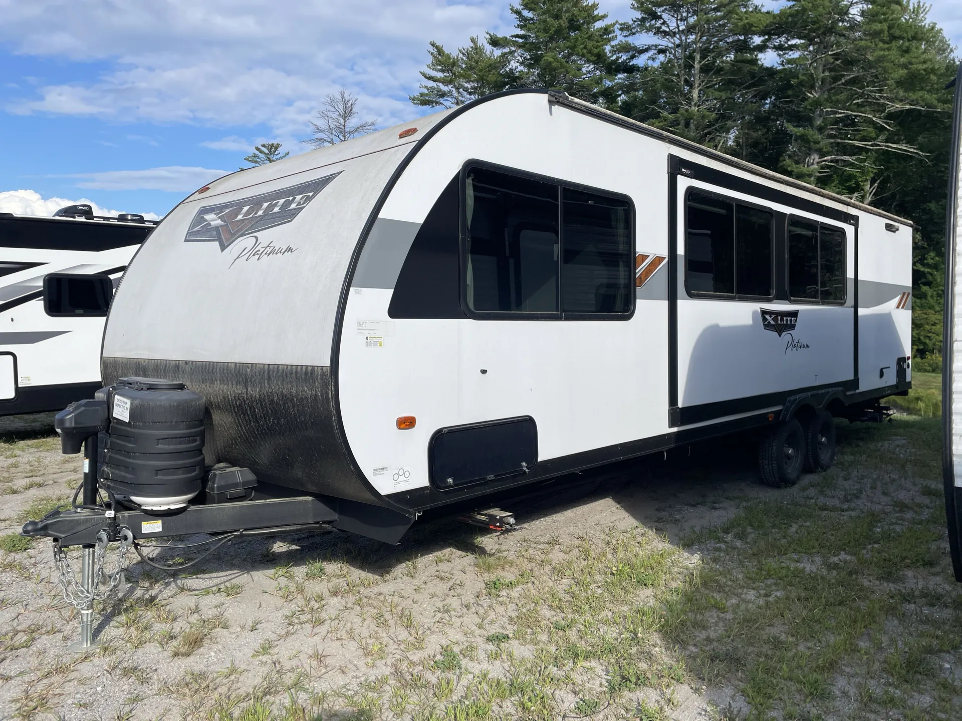 2024 Forest River Wildwood 263BHXL — off campside