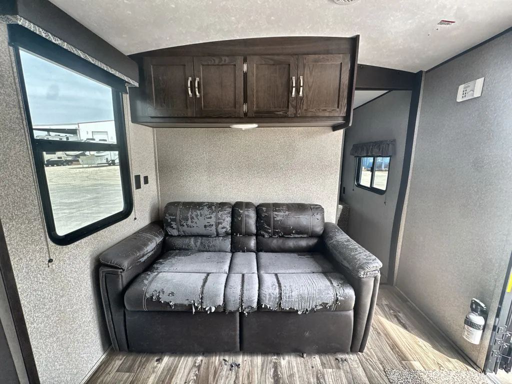 2019 Keystone Springdale 275BH - Photo 4