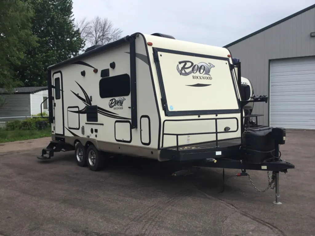 2016 Forest River Rockwood Roo 21BD - Photo 2
