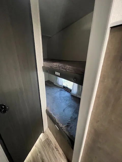 2022 Venture RV Sonic SN220VBH, Photos photo 8