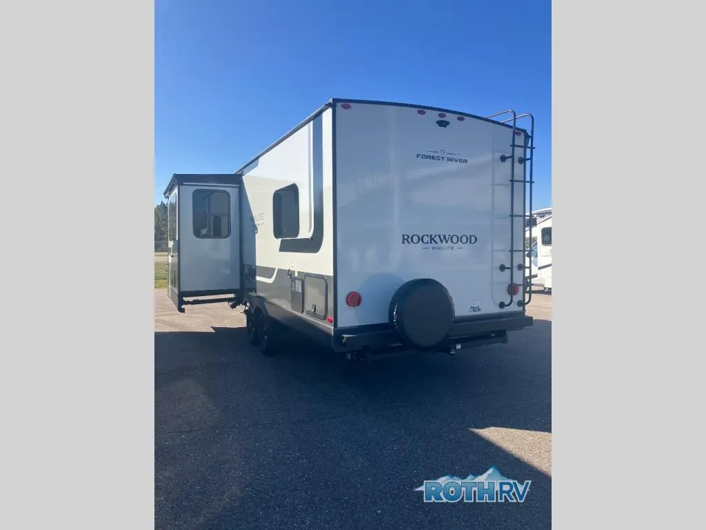 2026 Forest River Rockwood Mini Lite 2506FK - Photo 4