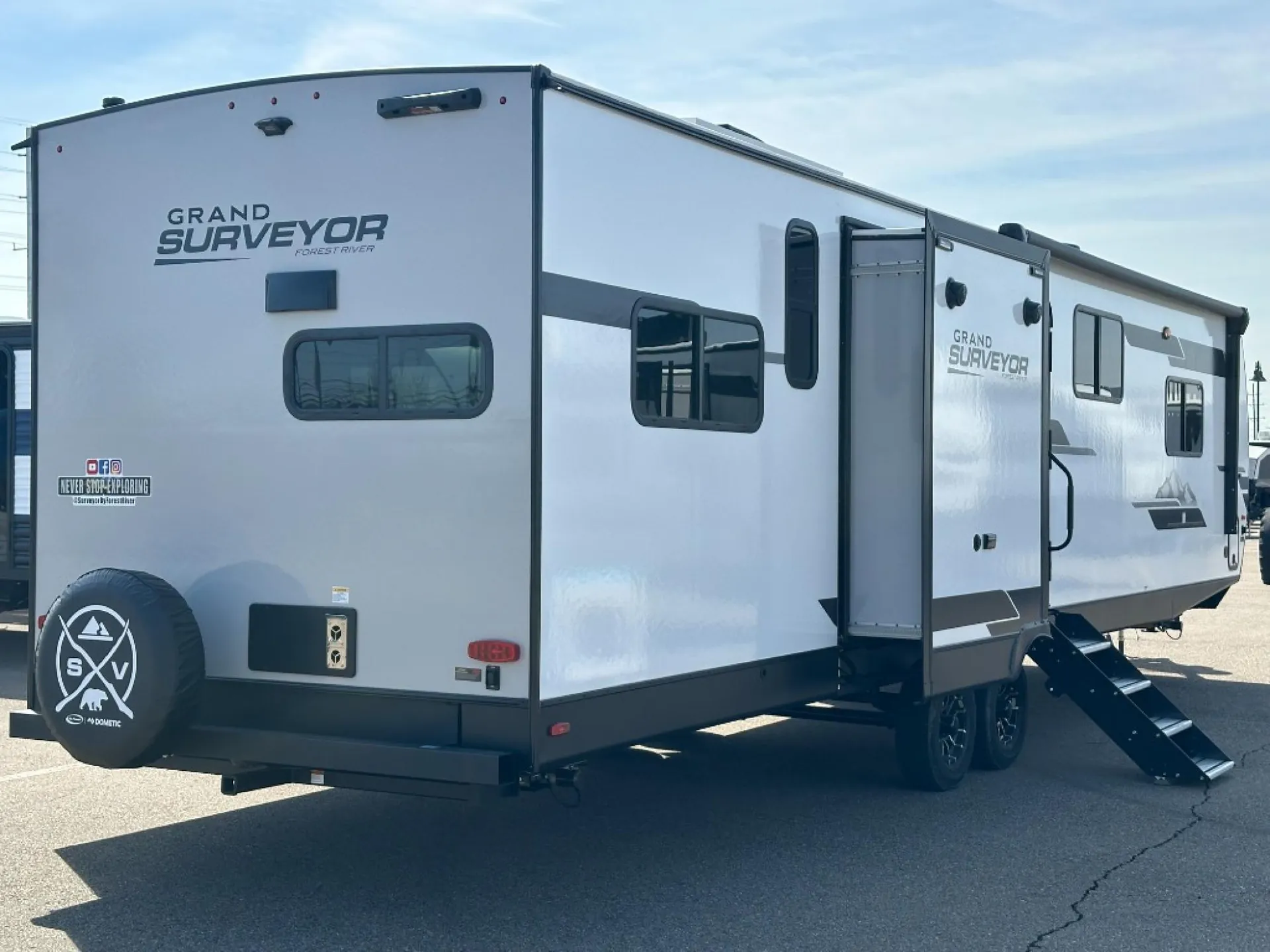 2024 Forest River Grand Surveyor 301RKBS - Photo 4