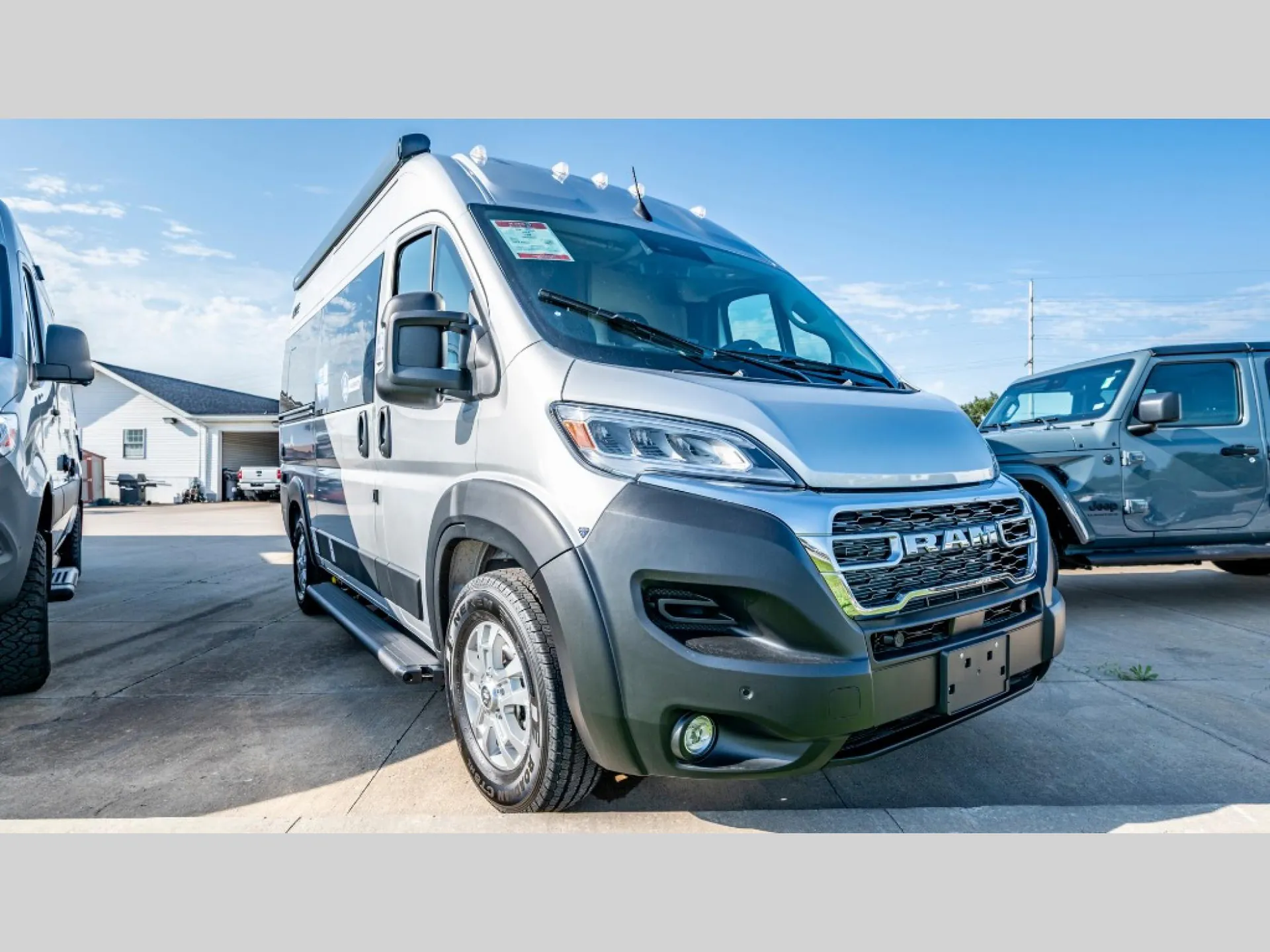 2027 Thor Motor Coach Rize 18Z - Photo 3