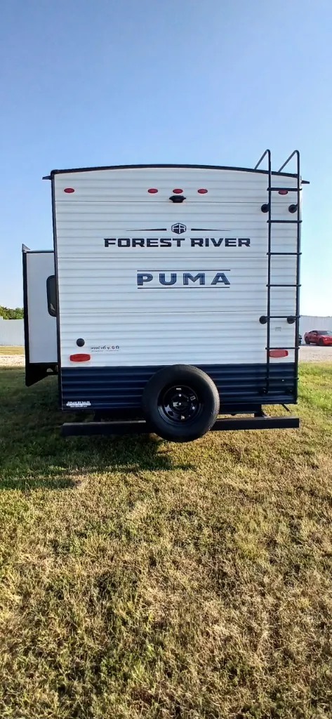 2025 Palomino Puma 337BH, Photos photo 8