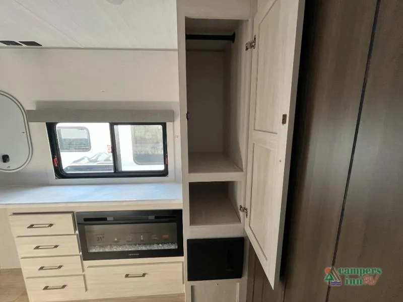 2026 Forest River Grand Surveyor 268FKBS - Photo 4