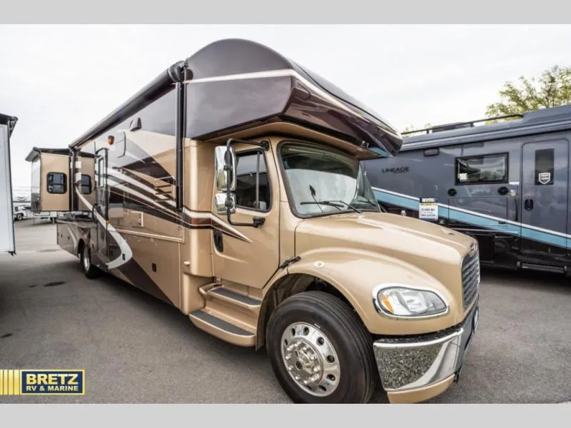 2016 Jayco Seneca 36FK - Photo 2