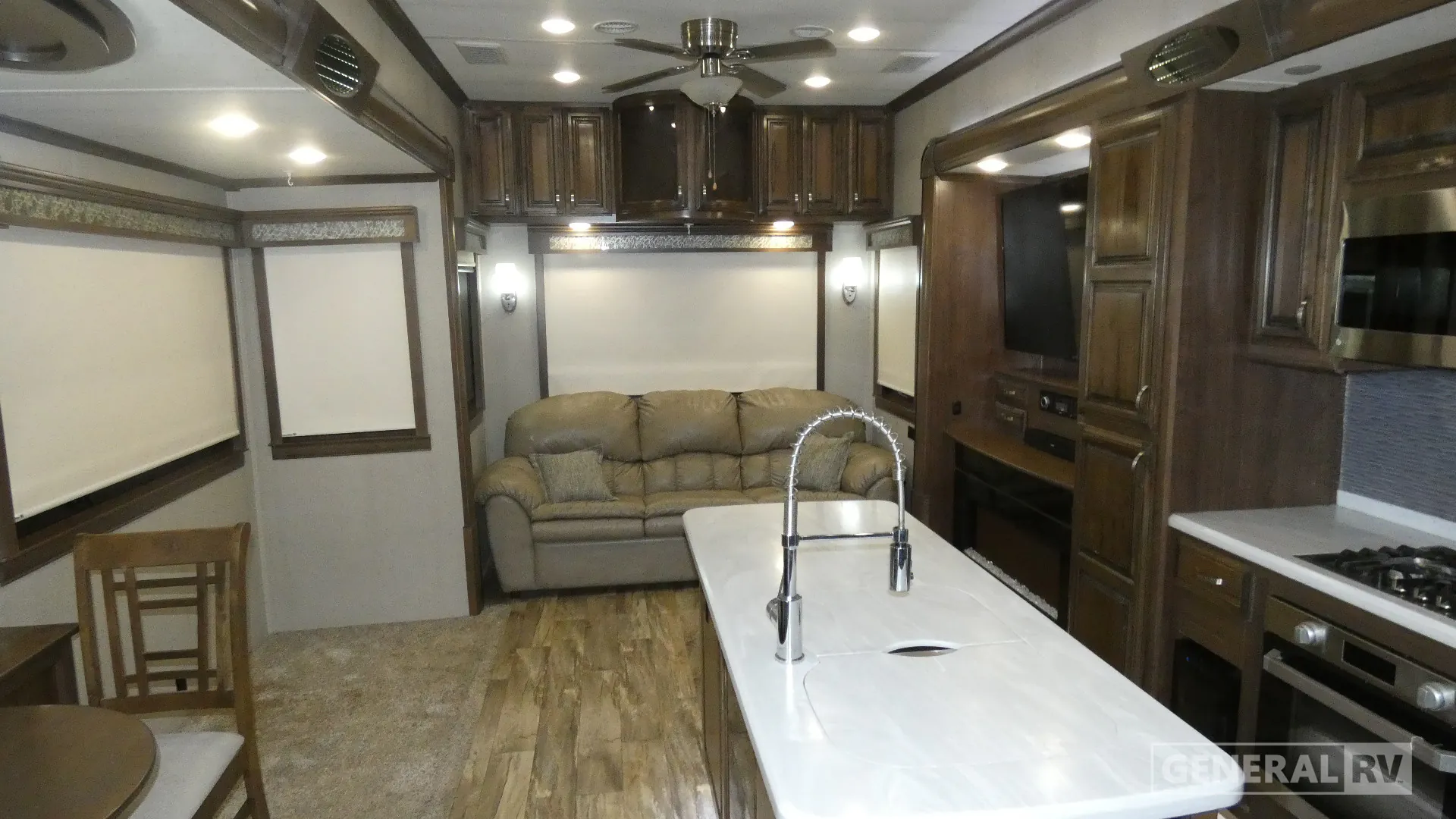 2018 Forest River Riverstone Legacy 38FB2 - Photo 3
