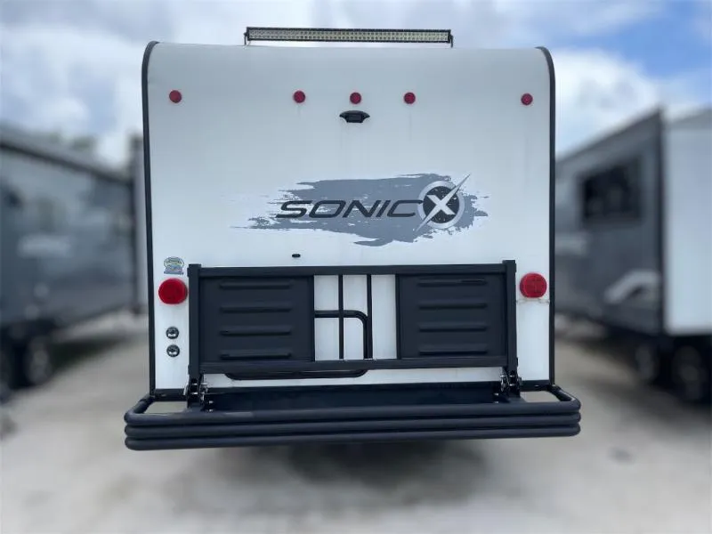 2023 Venture RV Sonic SN211VDB - Photo 4