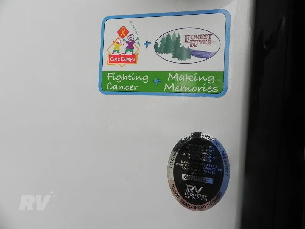 2023 Forest River Salem 33TS — Photo 7
