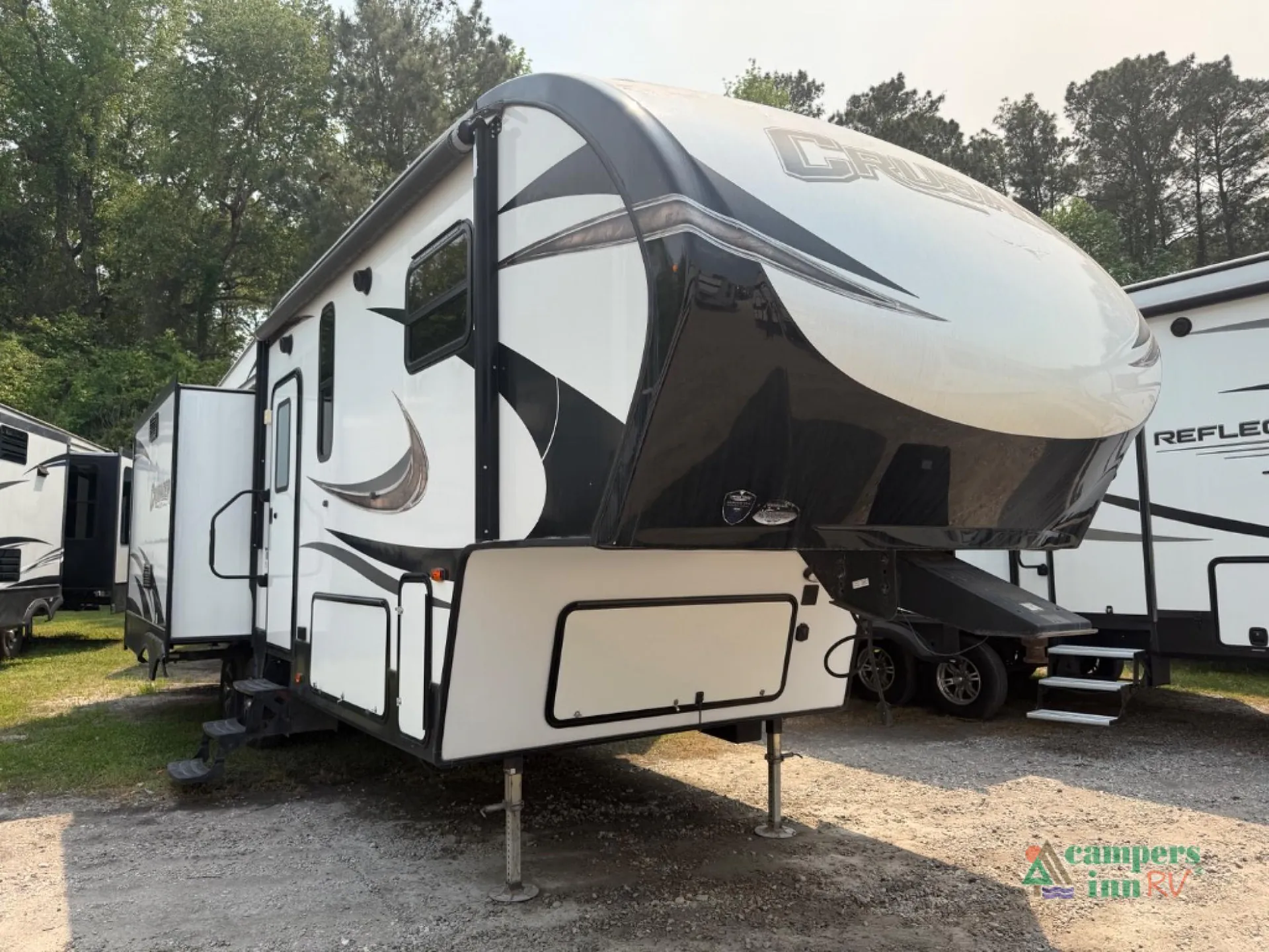 2019 Prime Time Crusader 29RS - Photo 2