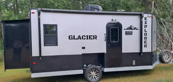 Glacier RV Explorer 17ELITE exterior