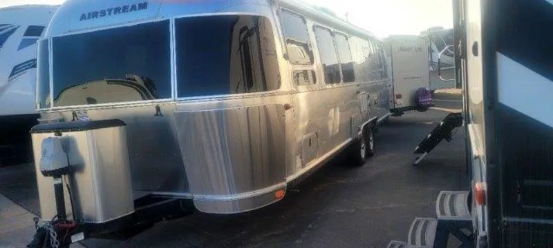 2019 Airstream International Serenity 30RB - Photo 3