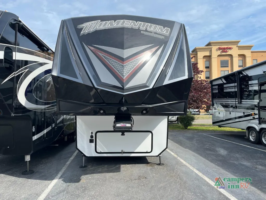 2018 Grand Design Momentum 376TH, Photos photo 3