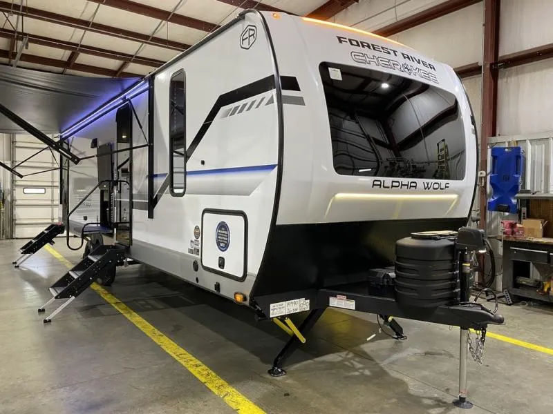2025 Forest River Cherokee Alpha Wolf 26DBH - Photo 3
