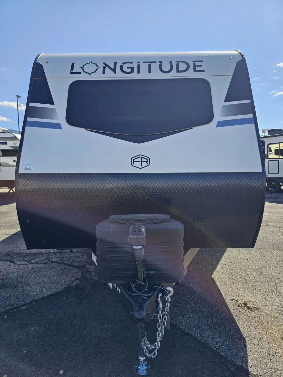 2026 East to West Longitude 285BH - Photo 2