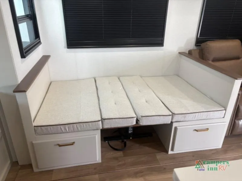 2027 Grand Design Imagine 2670MK - Photo 3