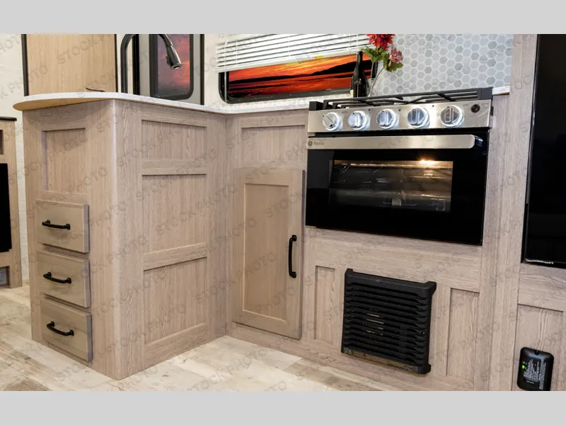 2026 Gulf Stream RV Ameri-Lite Ultra Lite 274QB - Photo 3