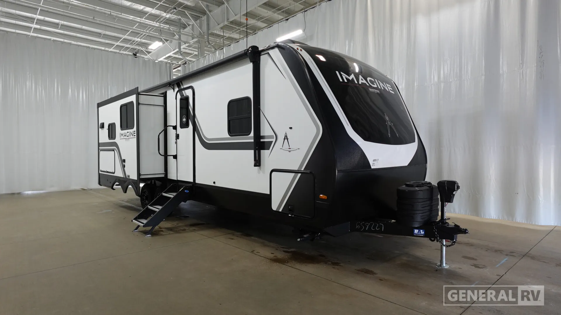 2026 Grand Design Imagine 2670MK - Photo 2