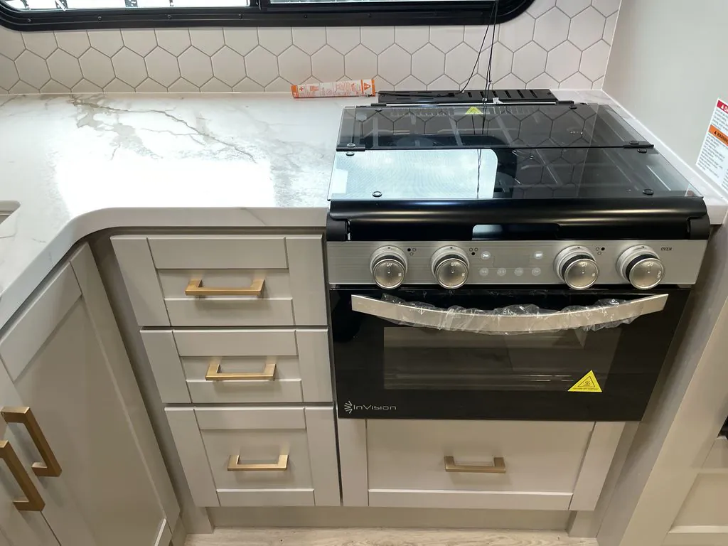 2027 Jayco Jay Feather 29BHB, Photos photo 15