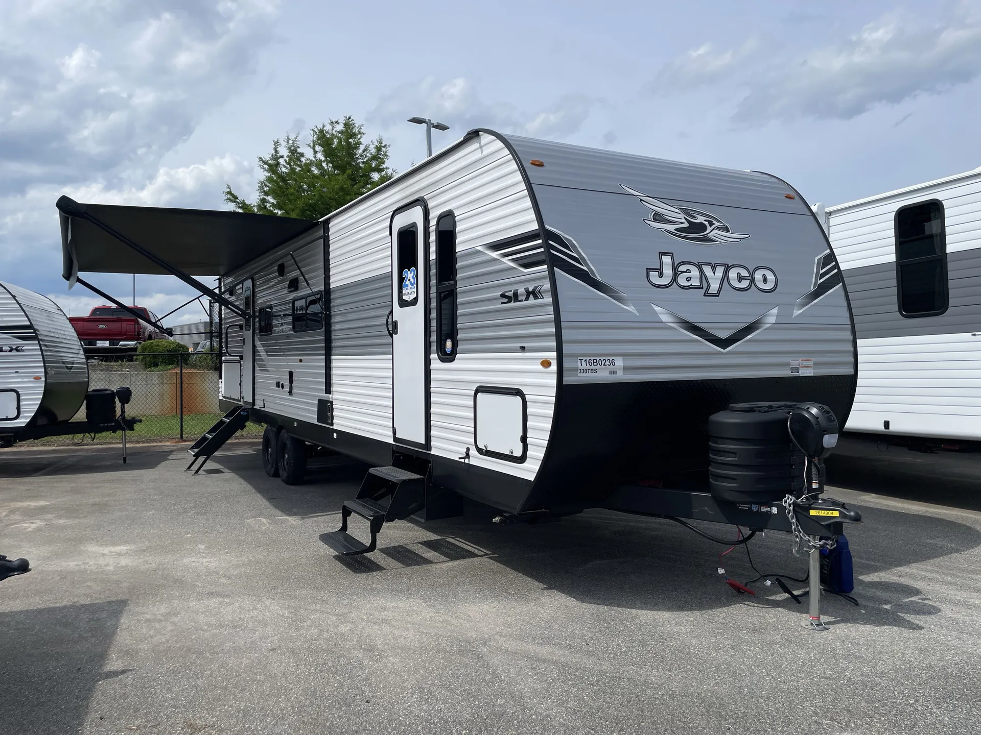 2026 Jayco Jay Flight SLX 330TBS - Photo 2