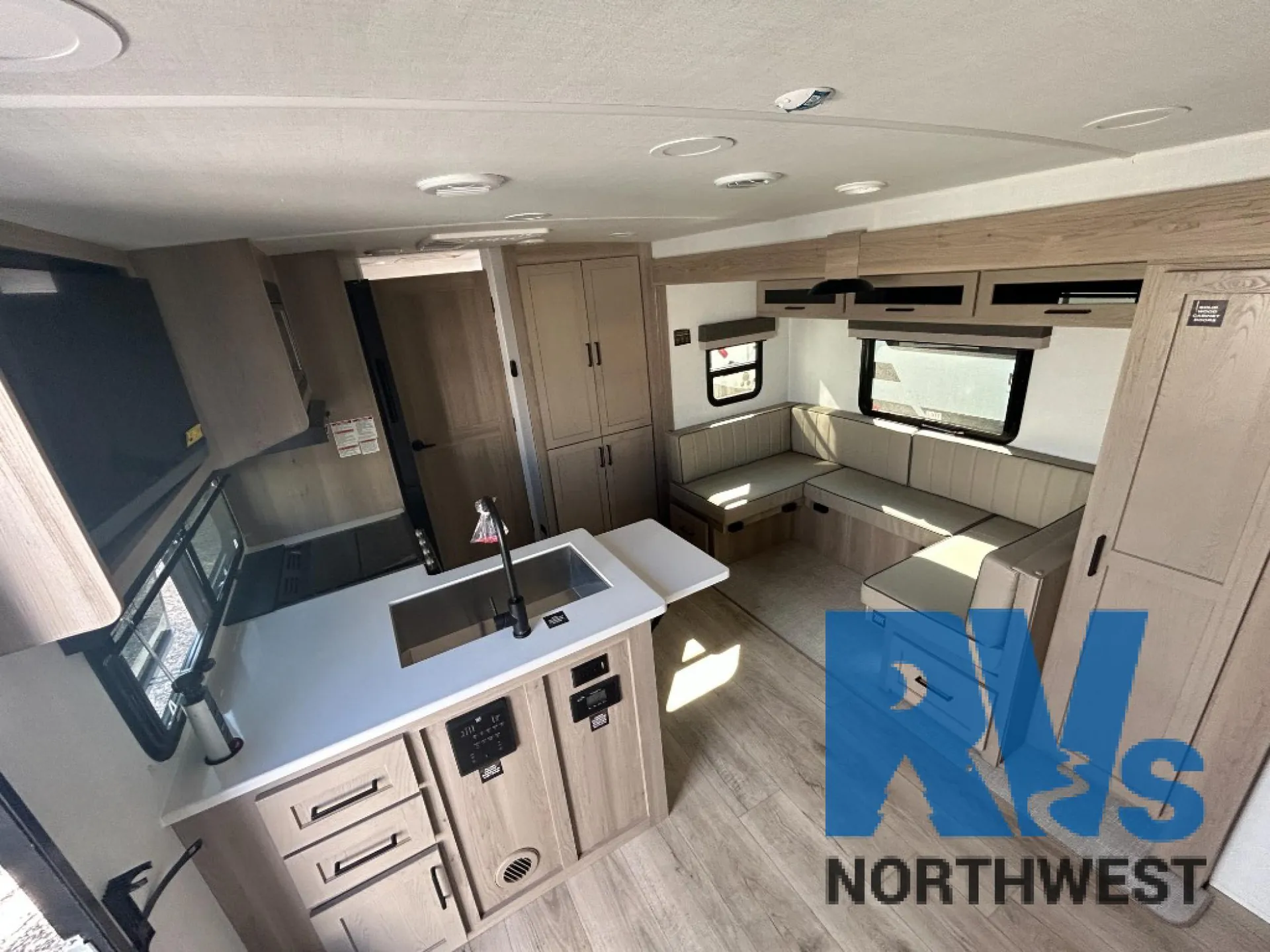 2026 Forest River Rockwood Mini Lite 2214S - Photo 4