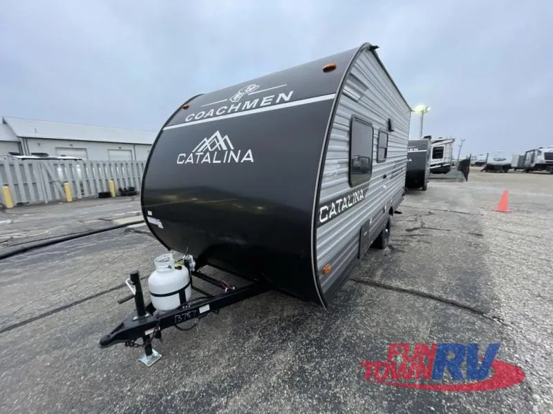 2026 Coachmen Catalina Summit Series 7 154RBX - Photo 3