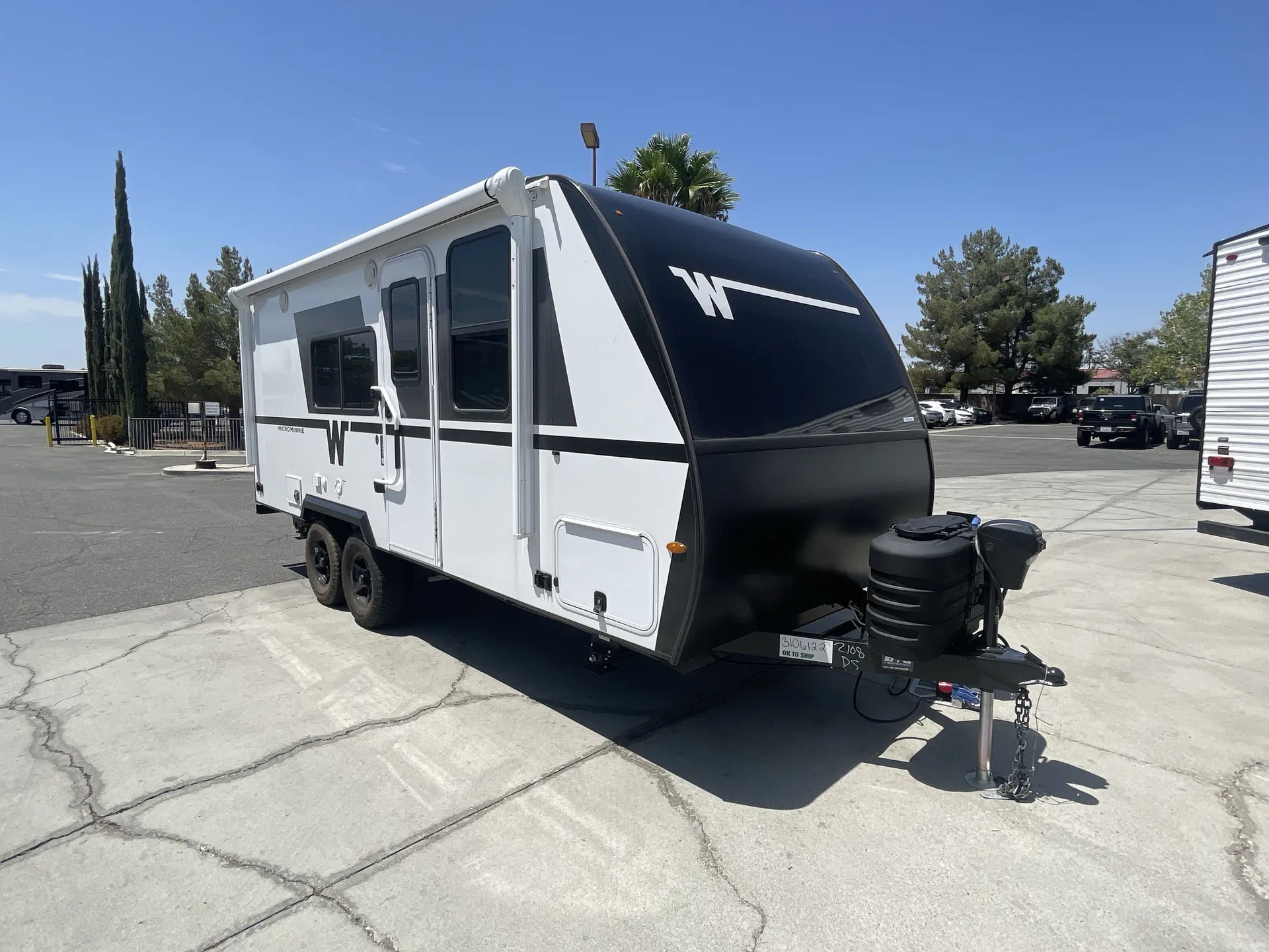 2027 Winnebago Micro Minnie 2108DS