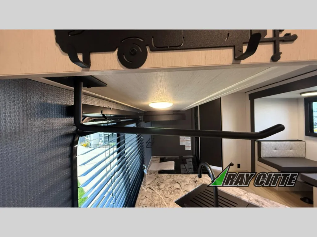 2027 Shasta RVs i-5 Edition 527BHS, Photos photo 40