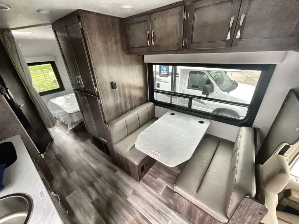 2026 Jayco Redhawk SE 22CF - Photo 2