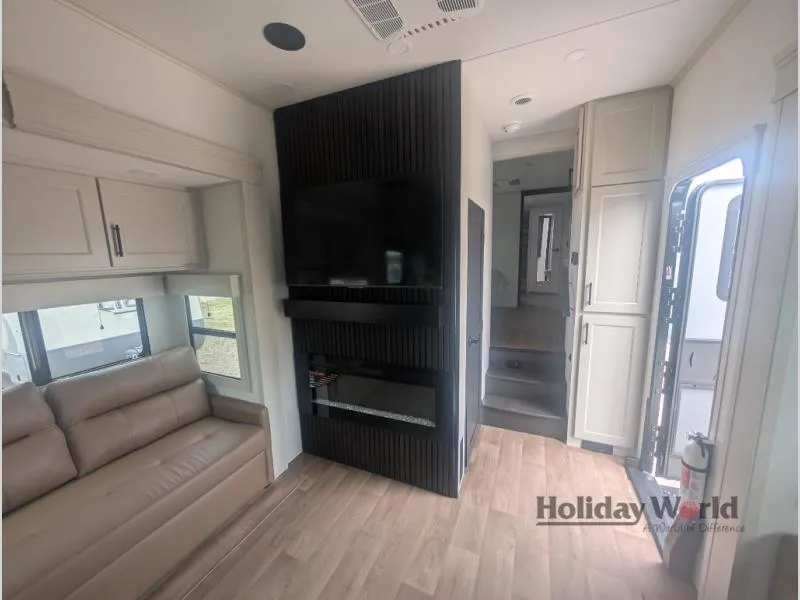 2026 Grand Design Solitude 417KB - Photo 4