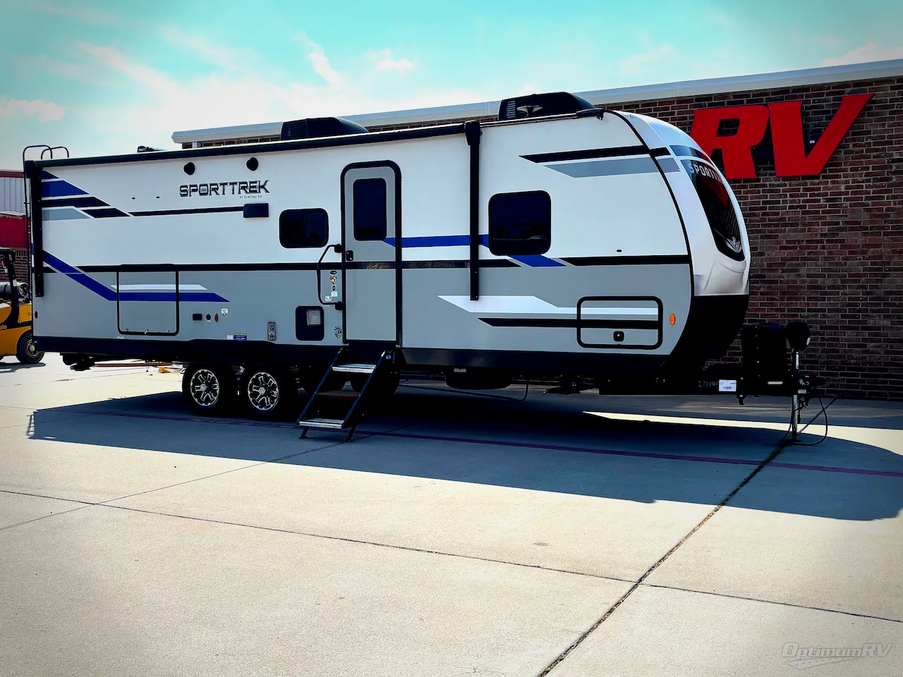 2022 Venture RV SportTrek ST271VMB - Photo 2
