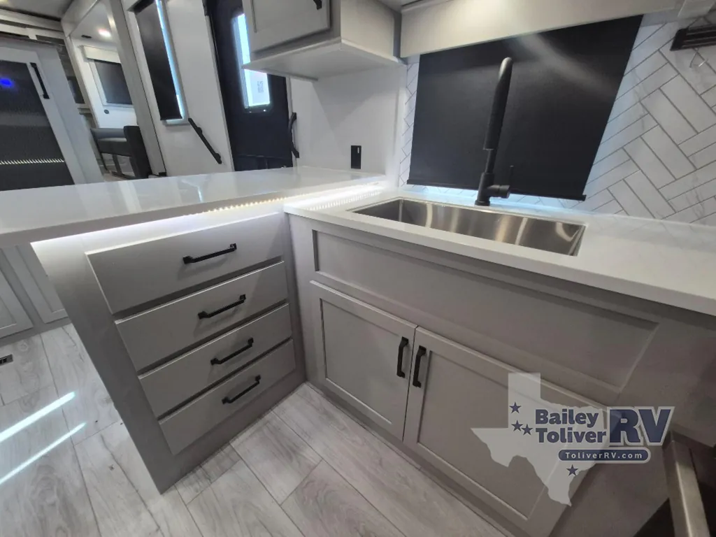 2026 Keystone Montana 377FL, Photos photo 7