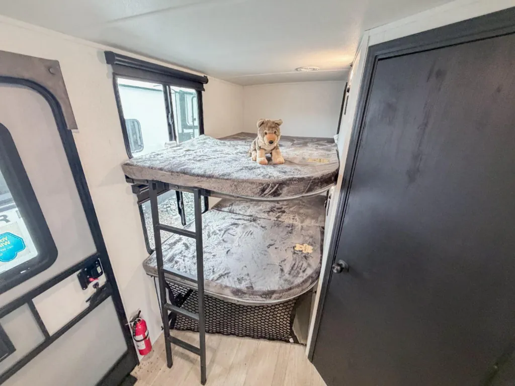 2026 Forest River Solaire 2430BHS, Photos photo 14