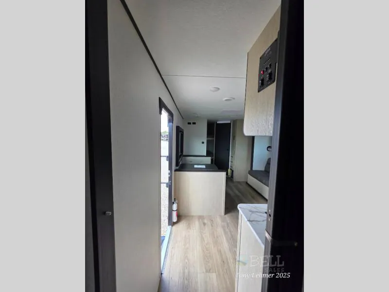 2026 Shasta RVs i-5 Edition 525RS, Photos photo 18