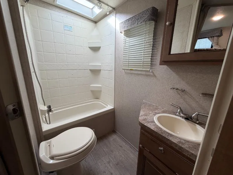 2019 Forest River Rockwood Mini Lite 2509S, Photos photo 11