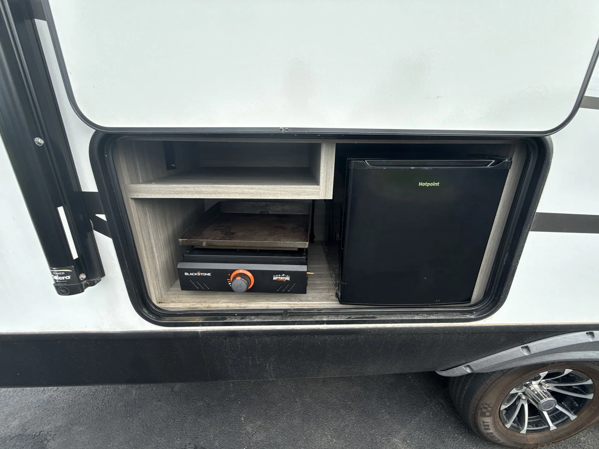 2024 Keystone Passport SL 221BH - Photo 4