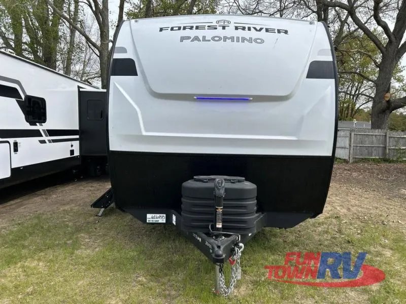 2026 Forest River Solaire 3150TBSS - Photo 4