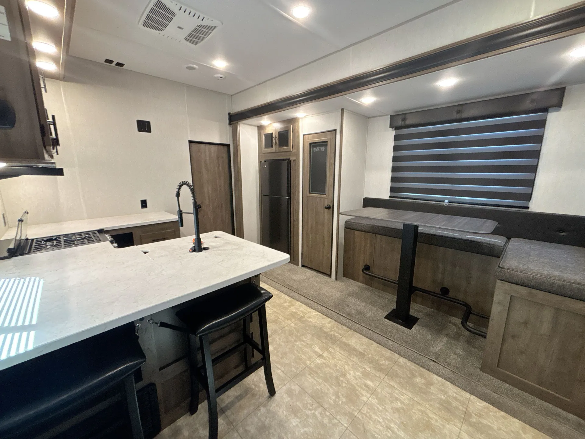 2023 Forest River Rogue 327SUT — living area main