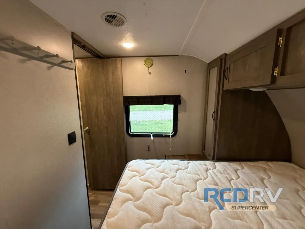 2019 Forest River Vibe 25RK, Photos photo 17