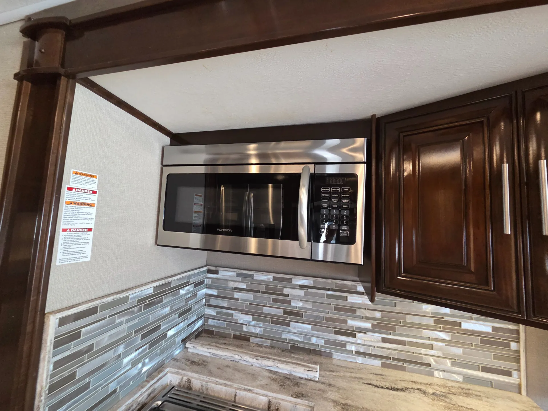 2018 Forest River Georgetown Xl 378TS — Photo 6