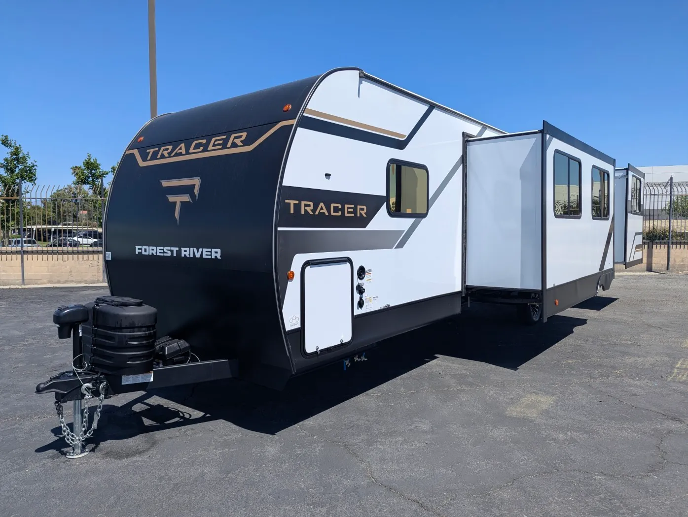 2026 Prime Time Tracer 295DB - Photo 3