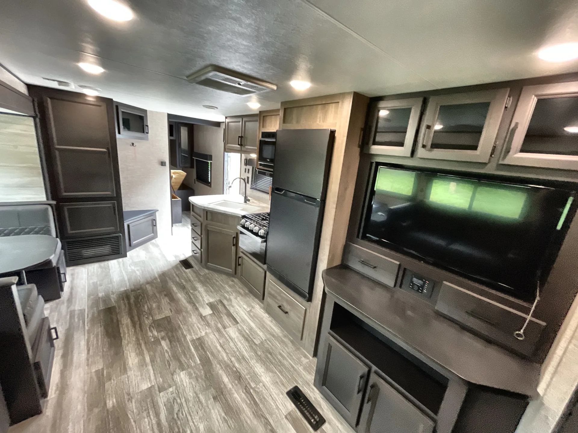 2023 Jayco Jay Flight 280BHK — living area main