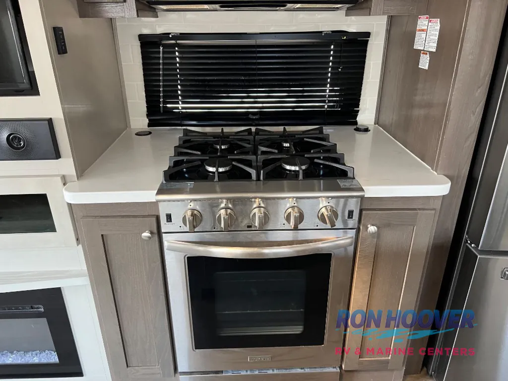 2023 Palomino River Ranch 391MK, Photos photo 12